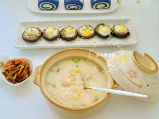 18、蔬菜虾仁粥,别看了，动手吧！为自己和家人做上这样的一碗虾仁蔬菜粥吧！