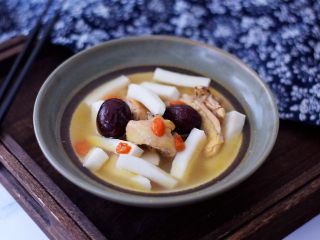 10、椰子鸡汤,成品图