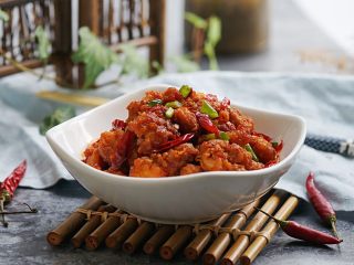 12、《中餐厅》喊你来吃豆瓣鸡,关火装盘，和家人尽享美味吧