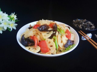 24、荷塘小炒之莲藕炒双耳,成品，超清脆爽口