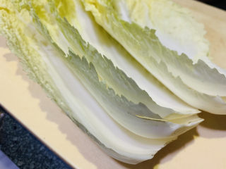 2、娃娃菜炖豆腐,要吃多少就拔几片