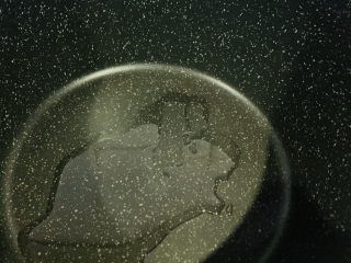 7、娃娃菜炖豆腐,锅加食用油