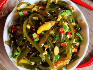 18、凉拌海带丝,成品