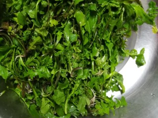 10、这碗粥山海结合，促进消化降血压，还可防癌呢,荠菜淘洗干净