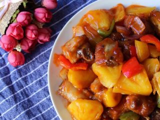 13、甜酸菠萝排骨，酸酸甜甜过一夏,酸酸甜甜很开胃