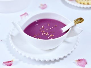 13、紫薯米糊,冷冷的天气,喝上一碗真的好舒坦。