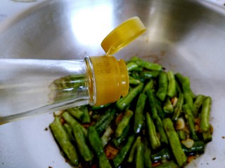 12、干煸四季豆,料酒20ml。