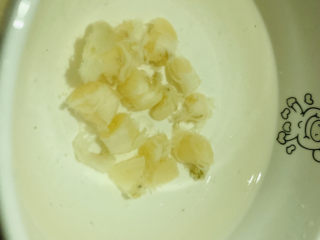 5、苋菜豆腐汤,干贝泡发