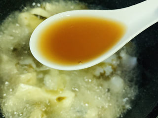 17、黑鱼豆腐汤,加料酒