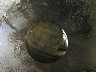 14、牡蛎豆腐汤,锅内放少许油烧热