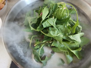 11、胡辣汤,烧开下入菠菜