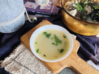 15、豆腐鱼头汤,成品。