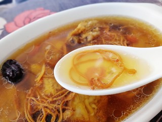 14、虫草花排骨汤,这个汤很香,一定要来米饭????