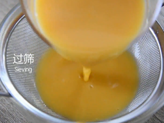 5、0失败超滑溜的日式茶碗蒸,宝宝老人都爱吃,过筛去除杂质