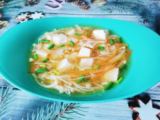 17、金针菇豆腐汤,金针菇豆腐汤成品图