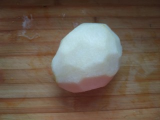 5、苹果雪梨汤,去皮