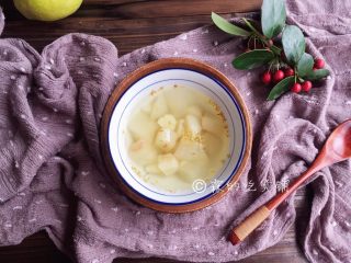 13、桂花马蹄雪梨糖水,完成。