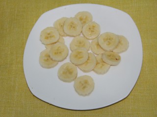 8、幸福早餐烤香蕉土司,香蕉切片，18片