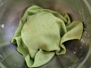 7、大馅馄饨~自己擀皮水打馅,盖一层湿布