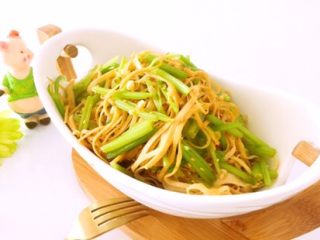 18、凉拌香芹干豆腐………凉拌菜夏季伴侣,装盘