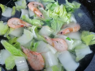 11、白菜豆腐汤,加入适量水