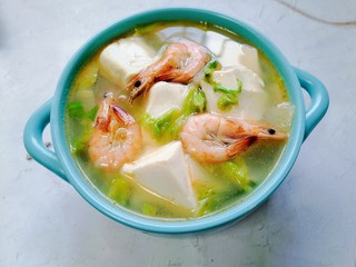 14、白菜豆腐汤,装入容器