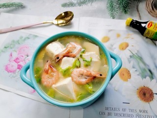 15、白菜豆腐汤,拍上成品图，一道美味又营养的白菜豆腐汤就完成了。