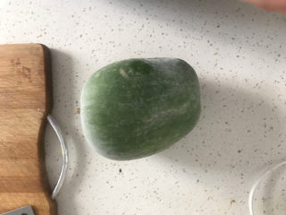 12、冬瓜薏米汤,准备小冬瓜一个