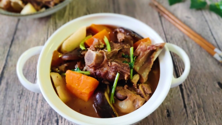 #猪年#酱烧山药排骨煲