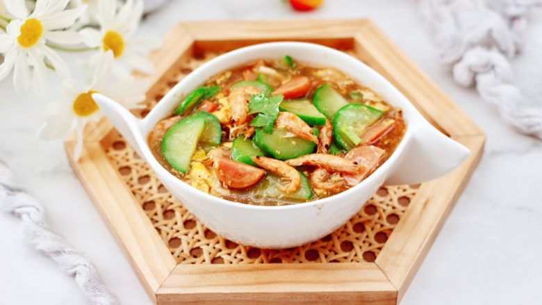 黄瓜火腿磷虾鸡蛋汤