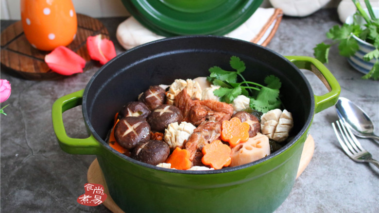 私房一品煲仔菜