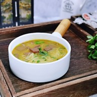 咖喱鸭血粉丝汤