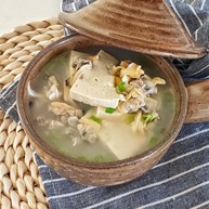 花蛤豆腐汤