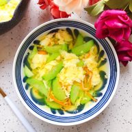 虫草花黄瓜鸡蛋汤
