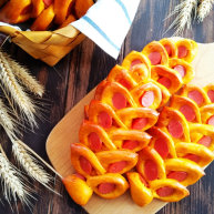 南瓜香肠麦穗面包