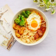 好吃到哭的灵魂酸汤面吃一次就会爱上