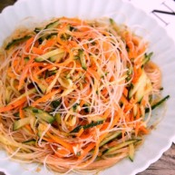 凉拌三丝——脆爽可口，很开胃，做法简单！