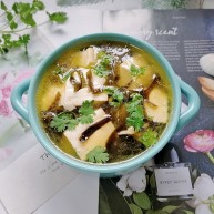 海带豆腐汤