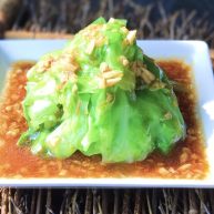 蚝汁蒜香卷心菜