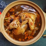 灵芝虫草花鸡汤