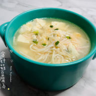 金针菇豆腐汤