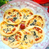 酸奶饼（酸奶+鸡蛋）