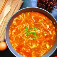 番茄金针菇蛋汤