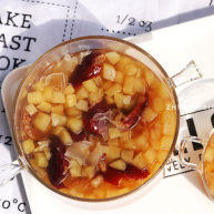 苹果银耳红枣汤