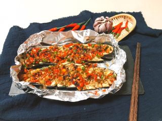 11、蒜香烤茄子,出炉