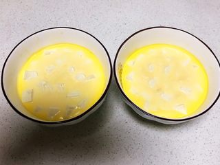 27、什锦蛋蒸豆腐,鸡蛋蒸熟出锅了