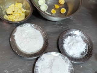 1、玛格丽特饼干家常做法,准备好需要的原料