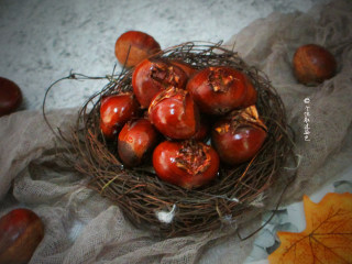 11、家常版的糖炒板栗,开了口的栗子金黄色的，非常诱人哦！