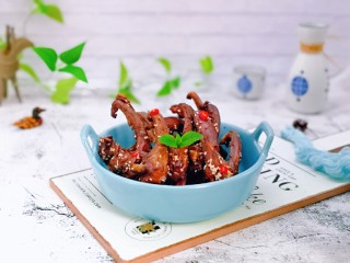 17、香烤鸭锁骨,鸭锁骨烤好啦，真心好吃呀！第一次自己做。