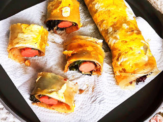 18、冬至美食  正宗东北烤冷面,这道东北烤冷面是东北最地道的风味小吃，人气十足，风味独特，老少皆宜~